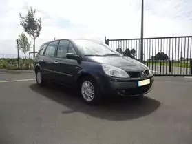 RENAULT GRAND SCENIC DCI 130CH