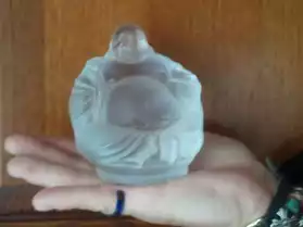 Bouddha en cristal fait main