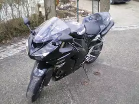 Kawasaki zx10r noir en full