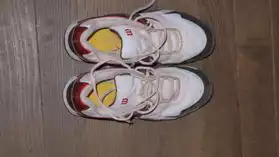 chaussures tennis Wilson t.42 2/3