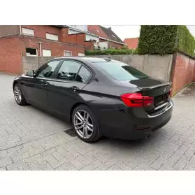 BMW 318i Automatique, 2018, Leder, Xenon