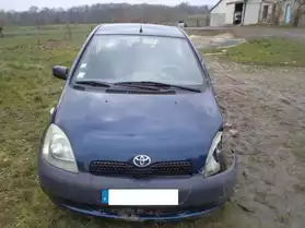 Toyota yaris pour piéce