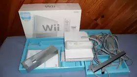 Wii + 4 manettes + 11 jeux