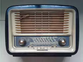 radio vintage a lampe