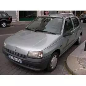 Renault Clio 1.4 rt bva 5p
