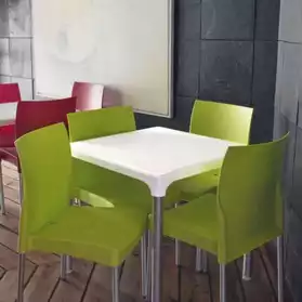 Table et chaise restaurant