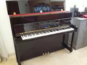 Piano Yamaha noir laqué B2