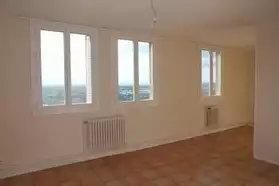 Appartement F4 64 m2 à La mulatière400 EUR