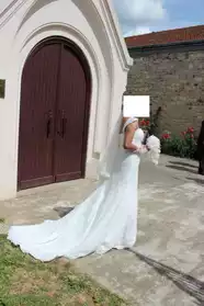 Robe de mariée en dentelle de marque Pro