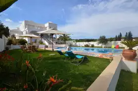 Villa avec piscine hammam tennis