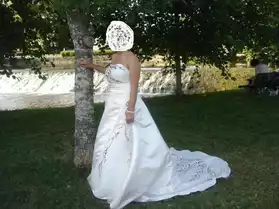 robe de mariée en bon état