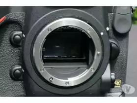 Nikon D3200 + AF-S DX NIKKOR 18-55 mm V