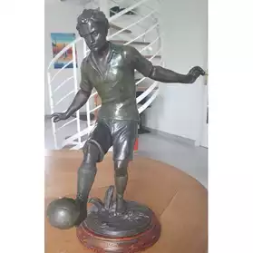 Statue en bronze foot-ball Par Rigual