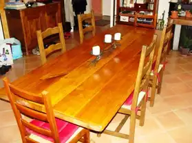 table monastère artisanale + 6 chaises