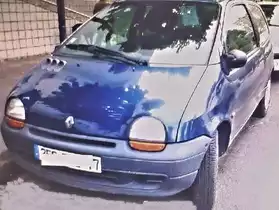 Renault twingo bleue metallique