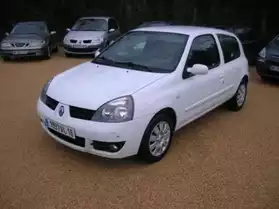 Renault Clio ii (2) campus 1.5 dci 65 dy