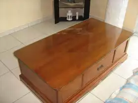 table basse avec tiroir central