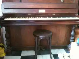piano droit