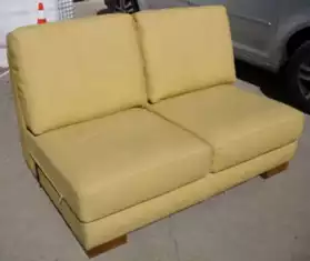 Canapé en cuir jaune, 2 places