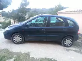 vends renault scenic exception