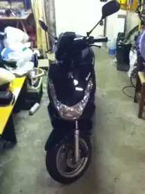 Scooter kisbee