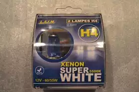 Lot De 2 Ampoules H4 Super White