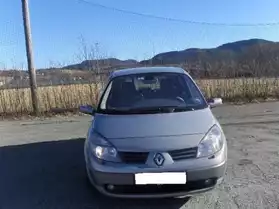 voiture Renault Megane 1,6,16V