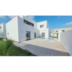 VILLA AVEC PISCINE À MEZRAYA DJERBA ZA