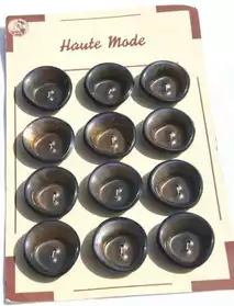 boutons anciens marron plaque de 12 neuf