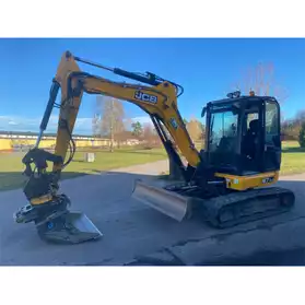 Pelle sur chenilles JCB 67 C1 année 2016