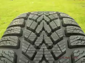 2 pneus hiver neuf