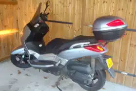 SCOOTER 125 MBK