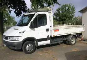 CAMION BENNE IVECO 3 T 5