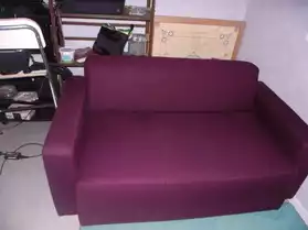 canapé mauve violet