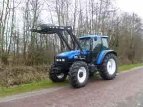 tracteur New Holland M100