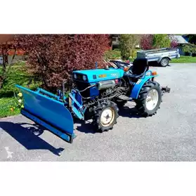 Micro tracteur Bleu occasion Iseki TX 1