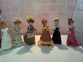 11 poupées de collection
