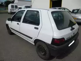 Renault clio chipie 1998
