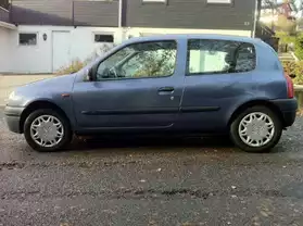 Renault Clio 1.9 D RN