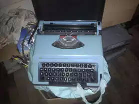 Lot de 2 machines à écrire