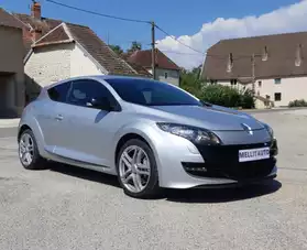 RENAULT MEGANE 3 COUPE RS 2.0 TURBO 250