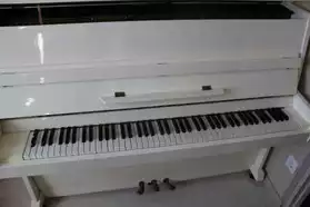Piano droit