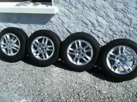 4 pneus Pirelli Cinturato 14Pouces