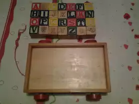 ancien chariot jeu de cubes 1970