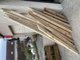 Lot de planches en bois