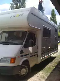 camping-car ford transit pilote first17
