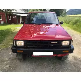 Toyota HiLux 2.4D 4WD Singel cab