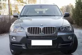 BMW X5 Struck