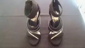 Sandales noire et argent