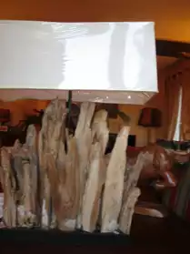 Lampe en bois flotté grand format